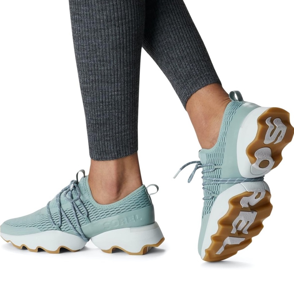 Sorel Kinetic Impact II Sneaker in Blue size Women’s 9.5